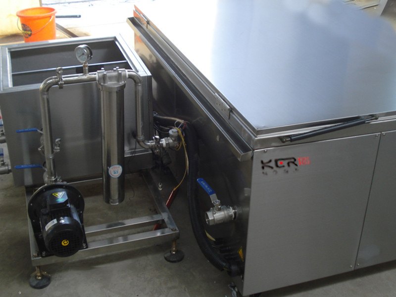 碳氢清洗机设备优于传统清洗模式的之处！
